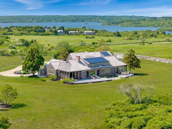 $12,500,000 | 18 Spruce Gate Road, Chilmark, MA 02535