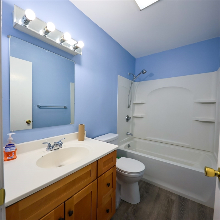 34 Farmland Road, Unit A Lowell, MA 01850 - Photo 17 of 32