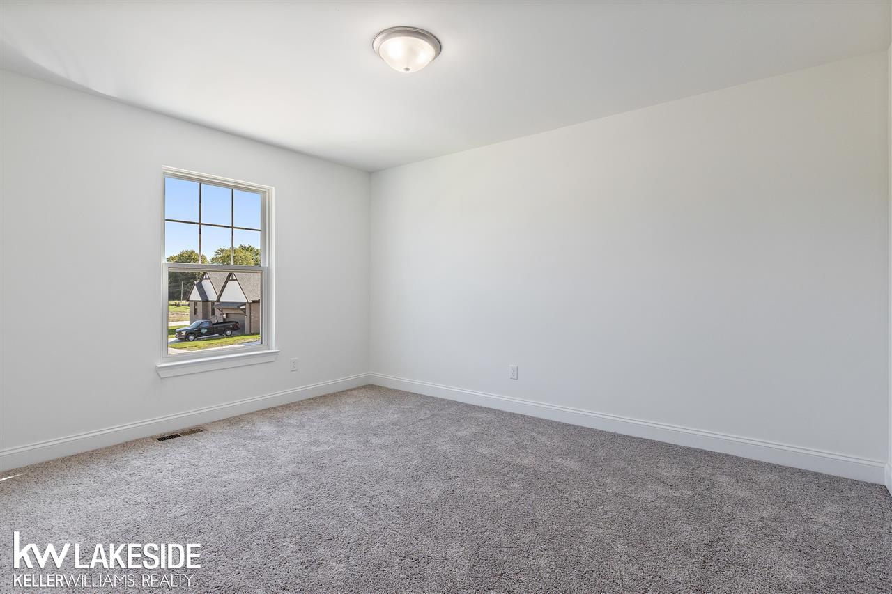 47459 Bayside Boulevard, Unit 3 Chesterfield, MI 48047 - Photo 24 of 34