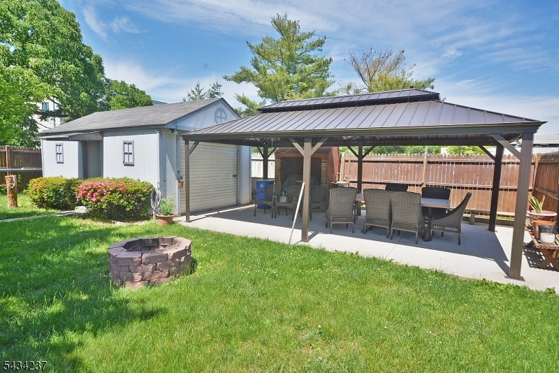 2463 Dorchester Road Union, NJ 07083 - Photo 30 of 33