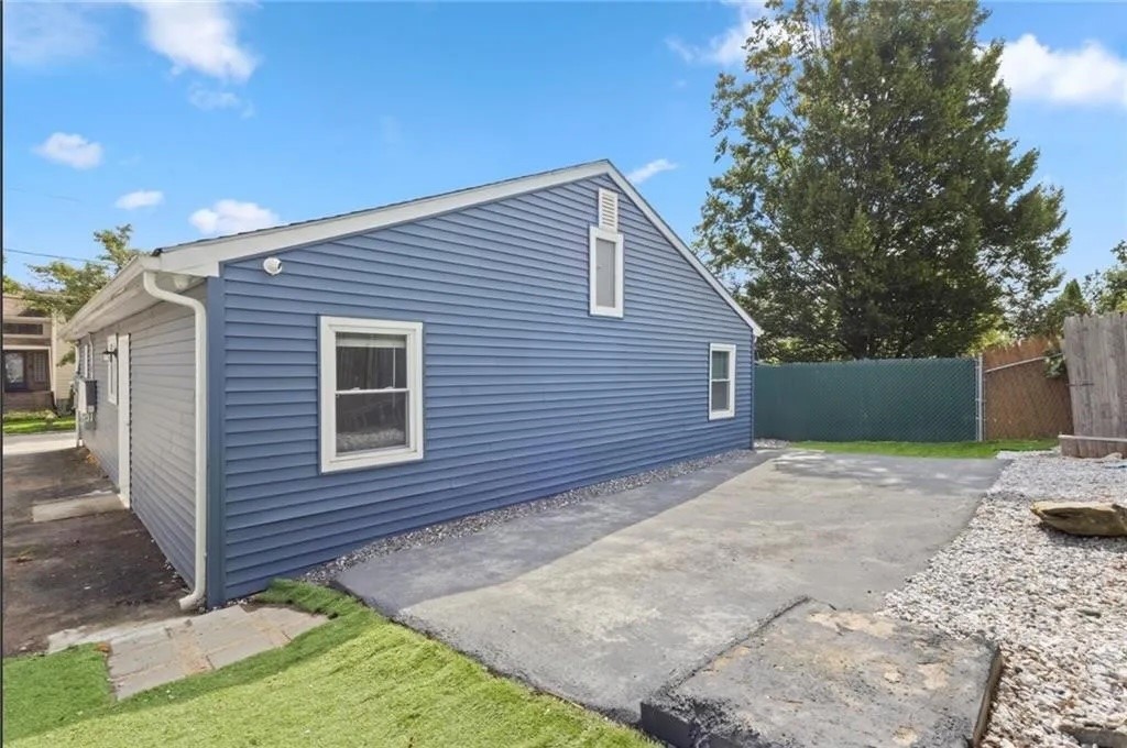 30 Victoria Street Providence, RI 02909 - Photo 14 of 15