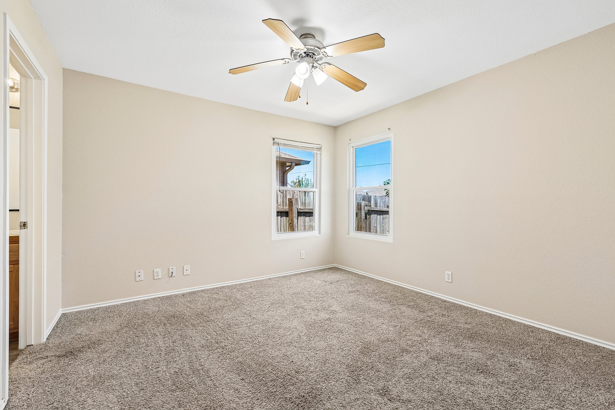 224 Copper Lane Jarrell, TX 76537 - Photo 19 of 34 Gallery Image 19