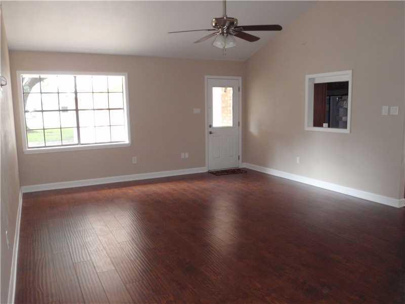 210 Devon Road Laplace, LA 70068 - Photo 5 of 18 Gallery Image 5