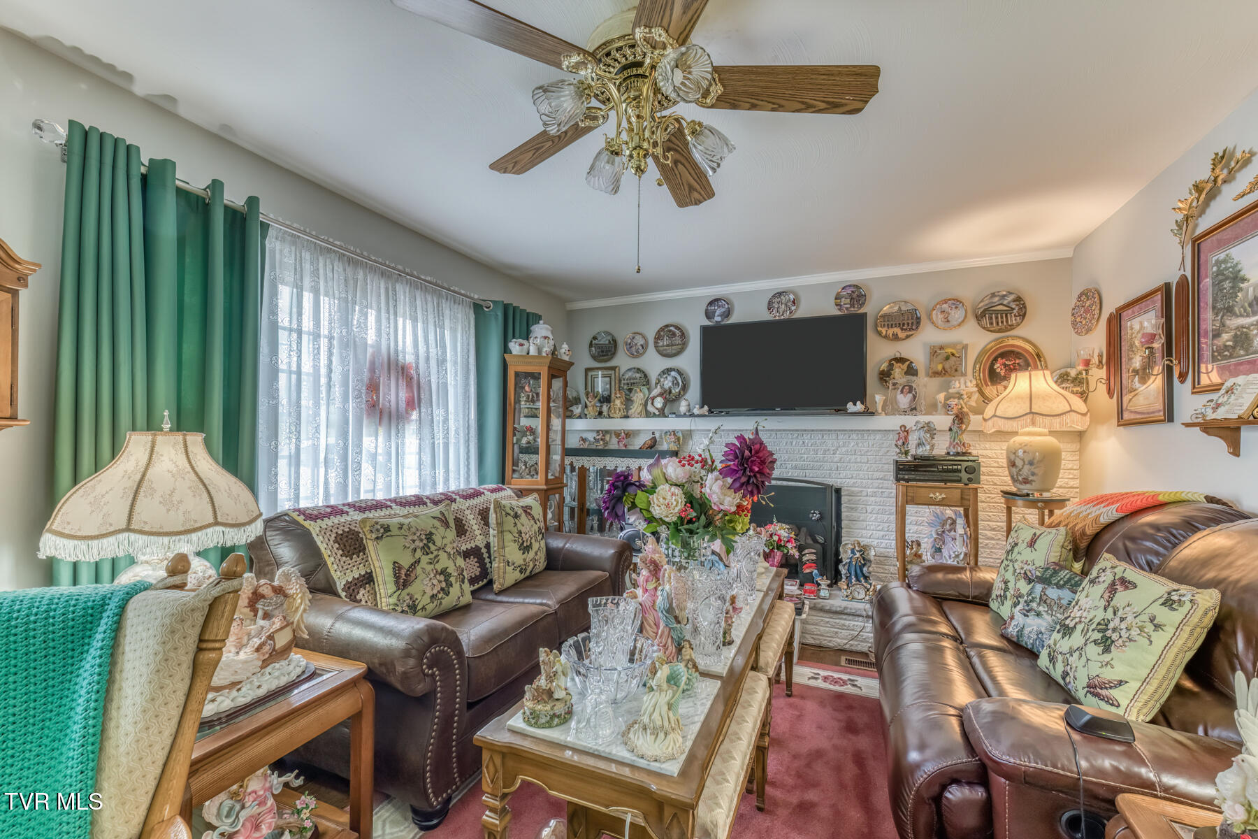 633 Old Airport Road Bristol, VA 24201 - Photo 13 of 34 633 Old Airport Rd-4