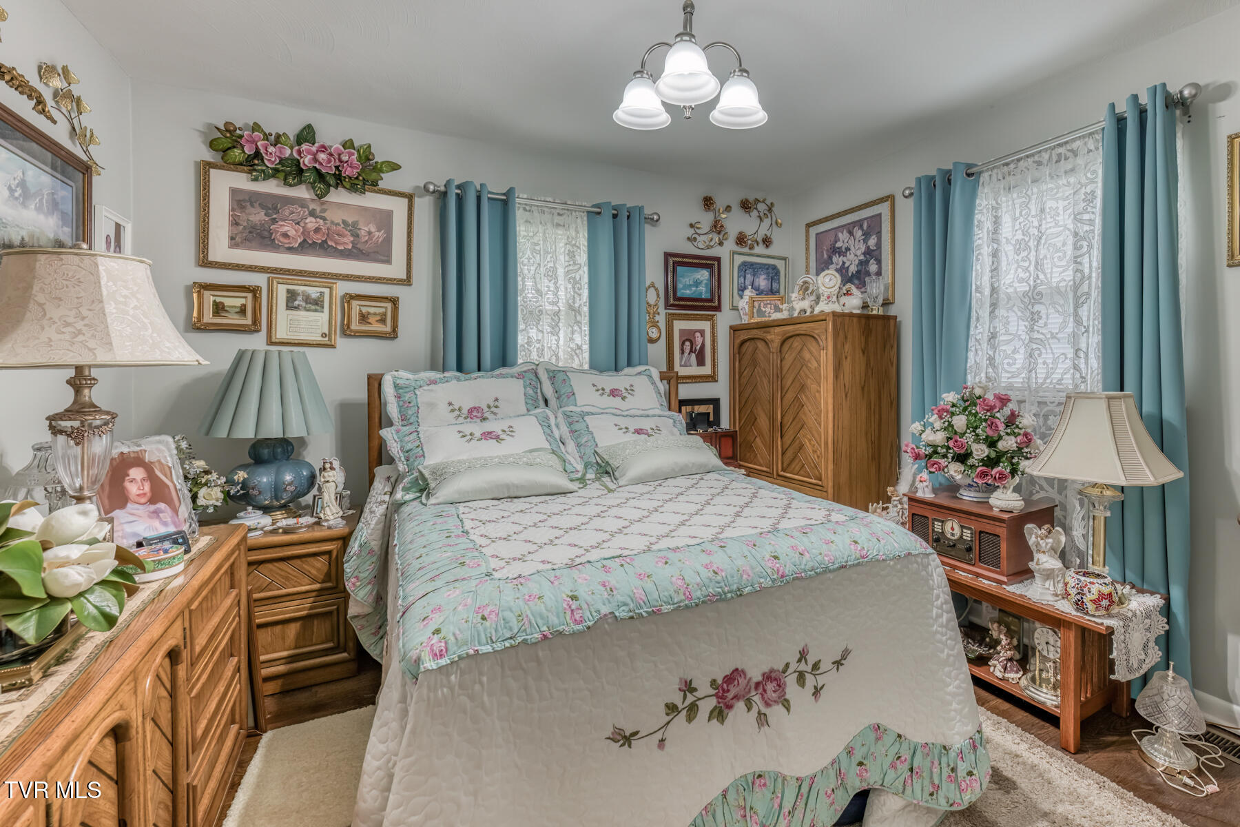 633 Old Airport Road Bristol, VA 24201 - Photo 25 of 34 633 Old Airport Rd-16