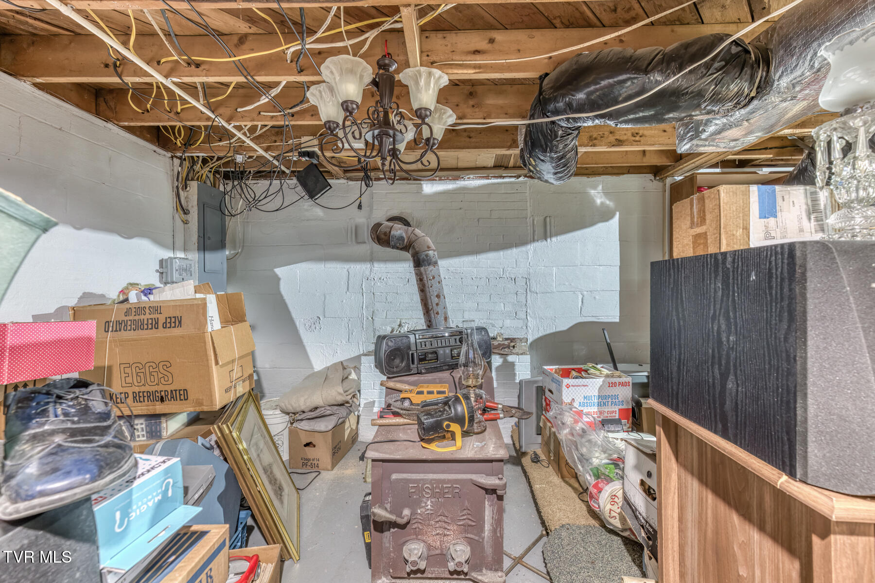 633 Old Airport Road Bristol, VA 24201 - Photo 30 of 34 633 Old Airport Rd-20