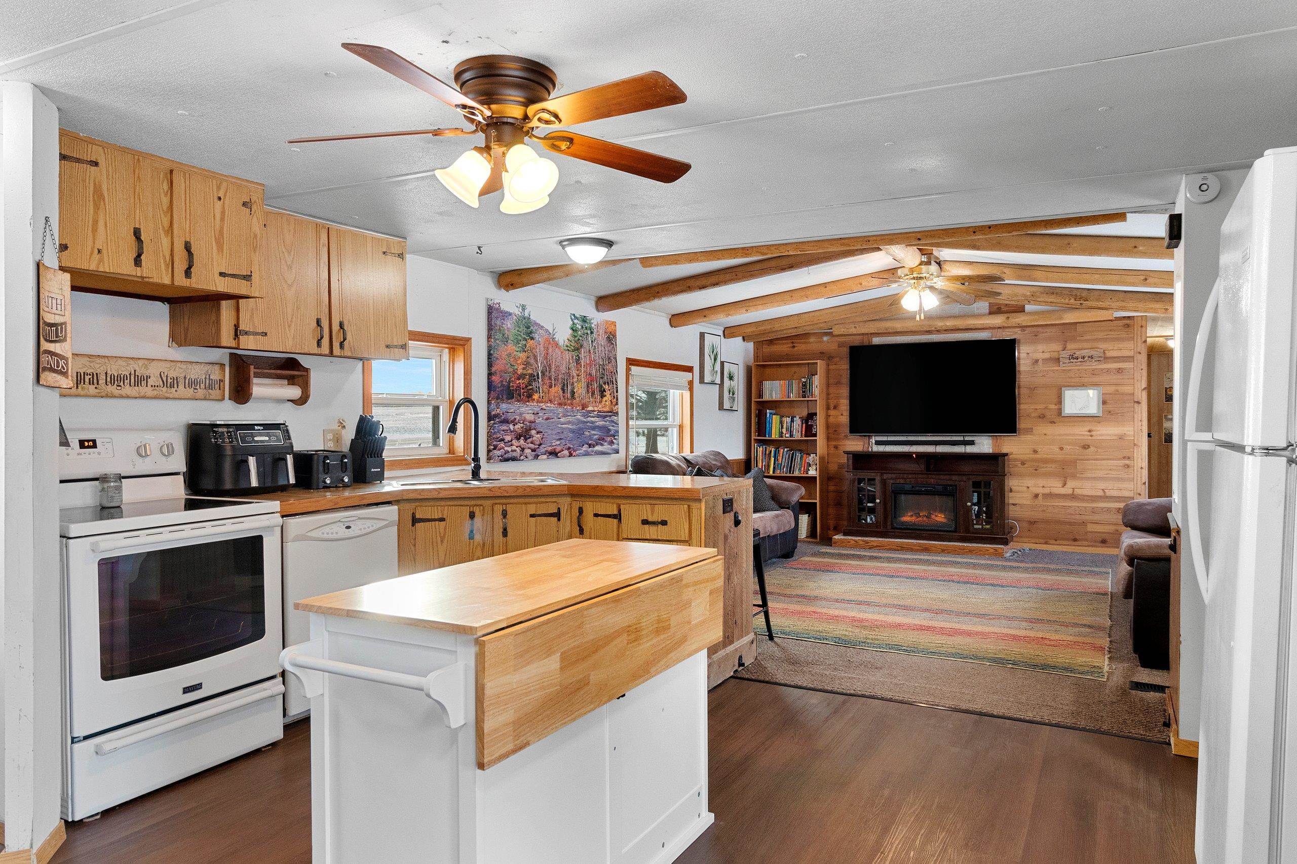 E3174 County Road South Casco, WI 54205 - Photo 7 of 45