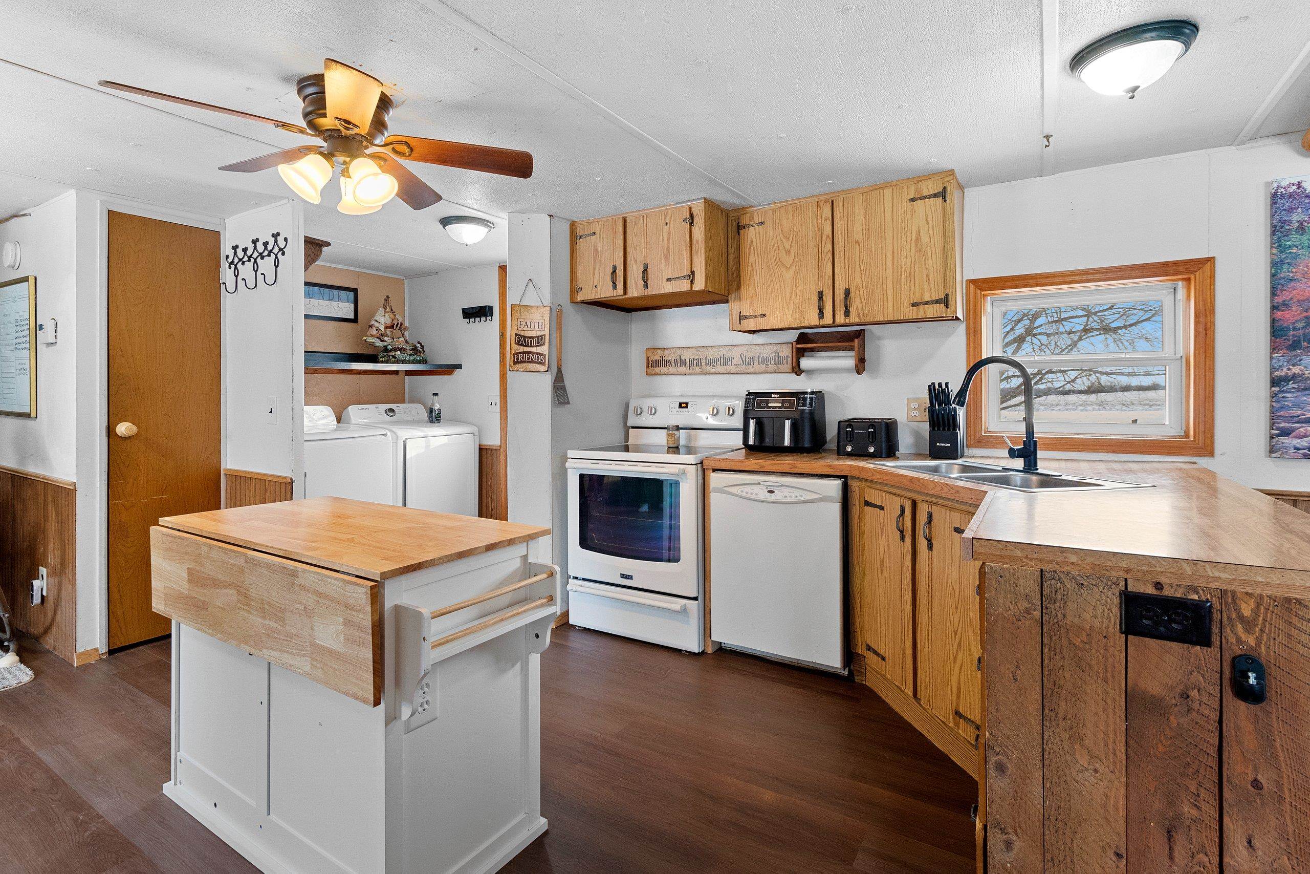 E3174 County Road South Casco, WI 54205 - Photo 9 of 45