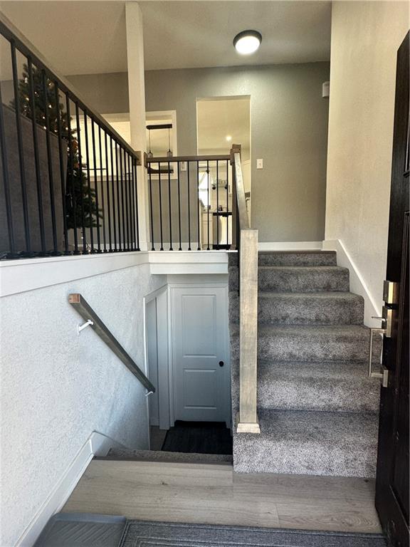 137 Northeast 1261st Road Knob Noster, MO 65336 - Photo 7 of 33