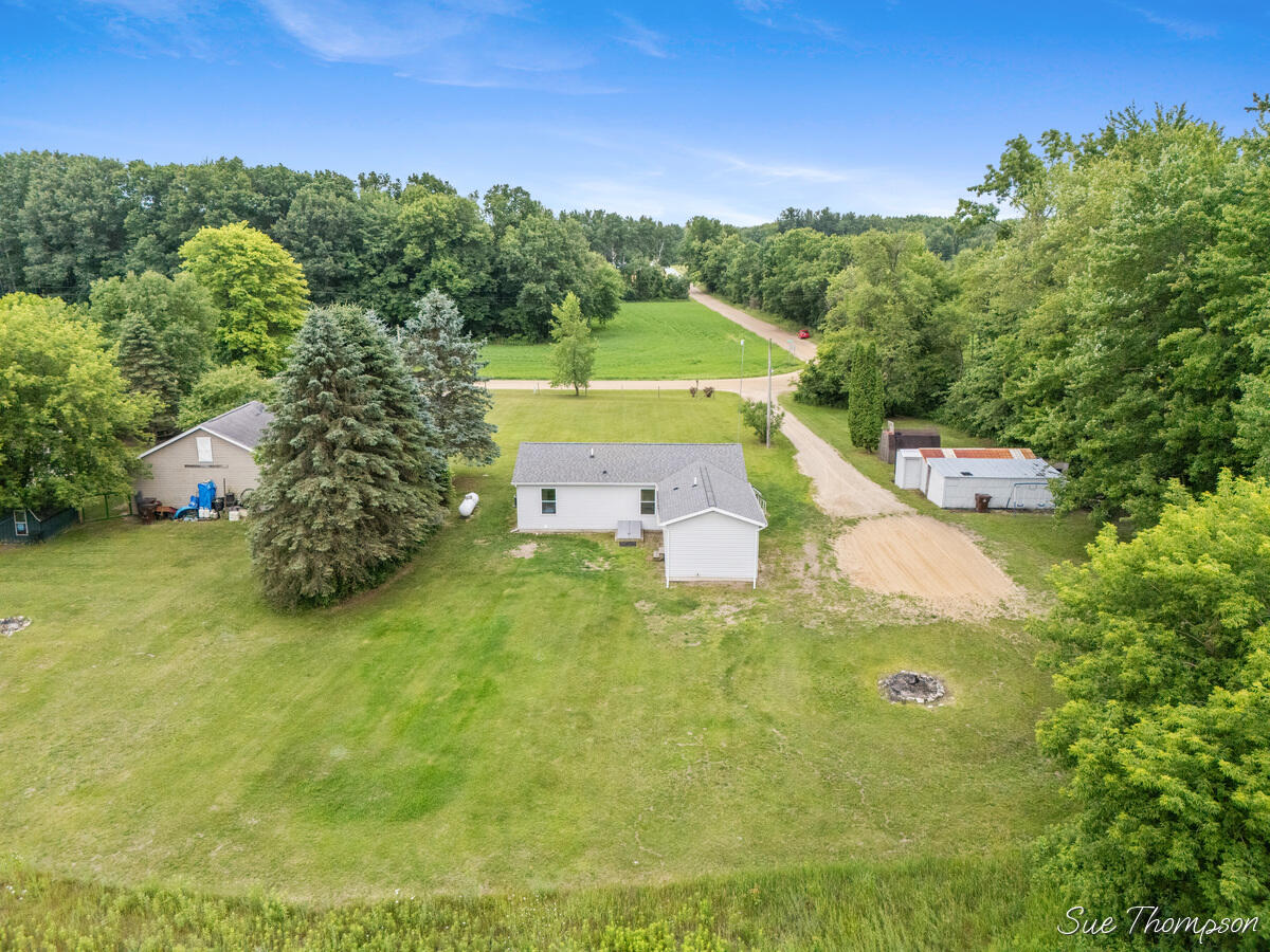2972 West Kroman Road Sheridan, MI 48884 - Photo 23 of 24 2972-West-Kroman_204