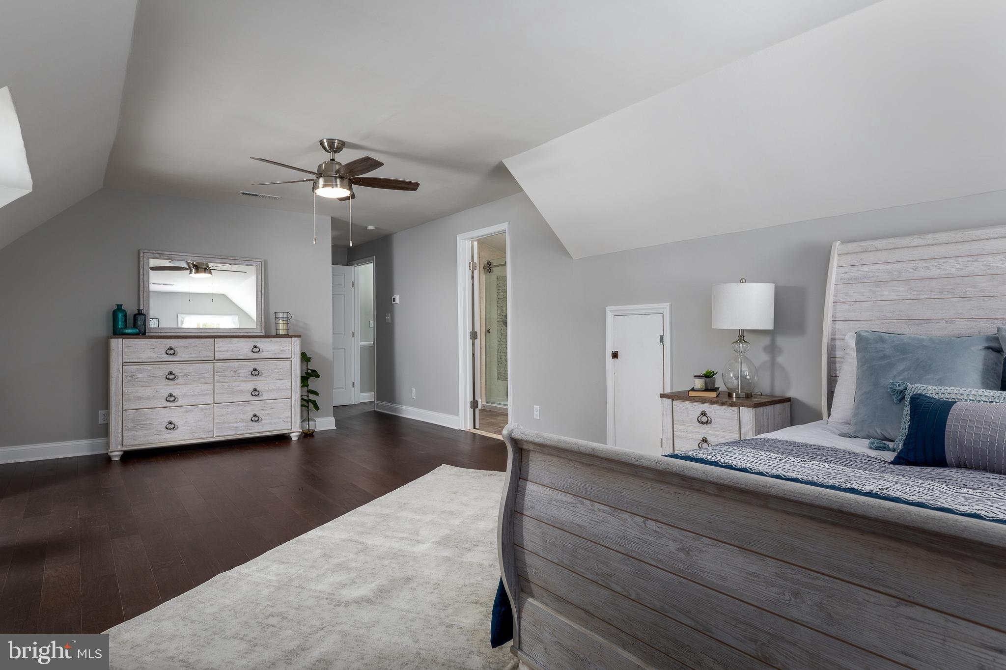 2012 Makefield Road Yardley, PA 19067 - Photo 20 of 34 Gallery Image 20