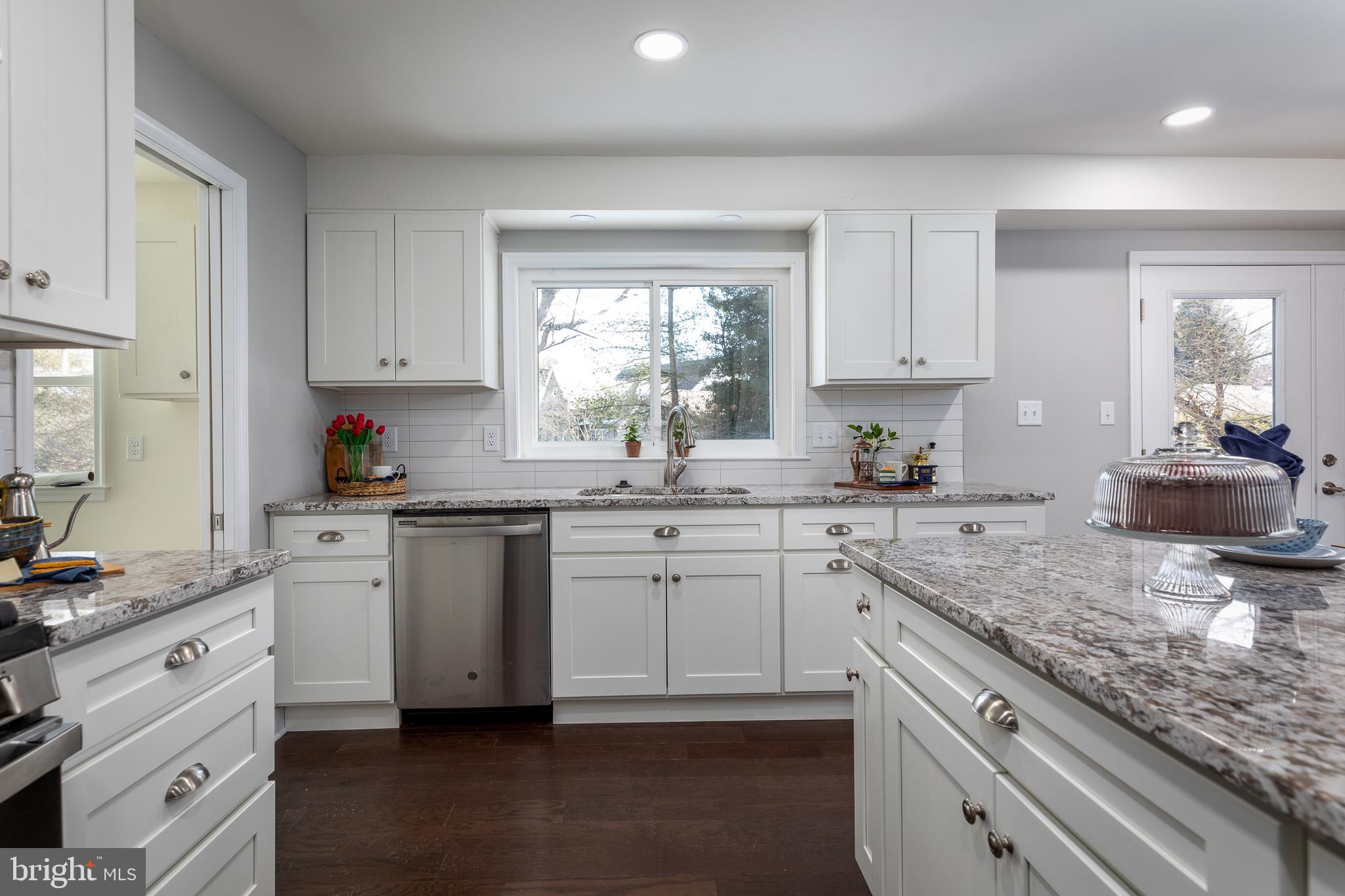 2012 Makefield Road Yardley, PA 19067 - Photo 10 of 34 Gallery Image 10