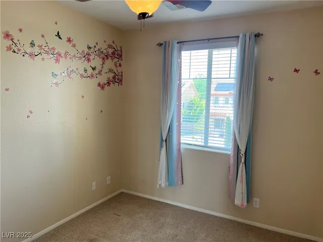 $2,500 | 11736 Hugana Place, Las Vegas, NV 89141