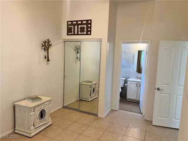 $2,500 | 11736 Hugana Place, Las Vegas, NV 89141