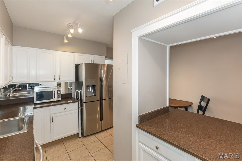 900 South Hanley Road, Unit 5C St. Louis, MO 63105 - Photo 16 of 33