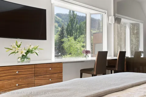 $10,900,000 | 1022 East Hyman Avenue, Unit 1 & 2, Aspen, CO 81611
