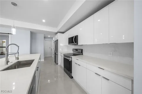 $353,900 | 2606 Northwest 10th Terrace, Cape Coral, FL 33993