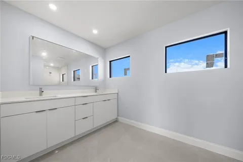 $353,900 | 2606 Northwest 10th Terrace, Cape Coral, FL 33993