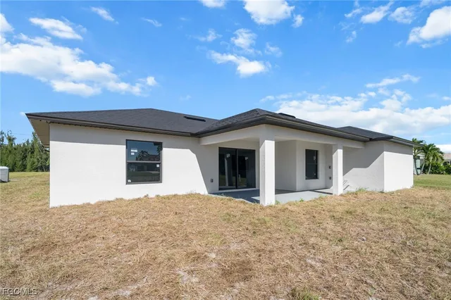 $389,900 | 2606 Northwest 10th Terrace, Cape Coral, FL 33993