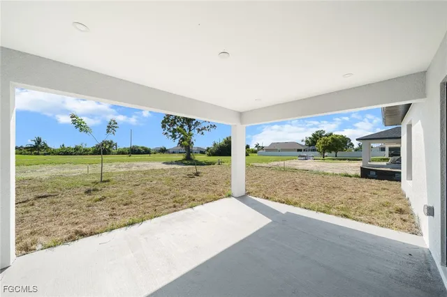 $389,900 | 2606 Northwest 10th Terrace, Cape Coral, FL 33993