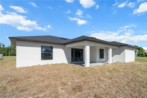 $364,600 | 2606 Northwest 10th Terrace, Cape Coral, FL 33993