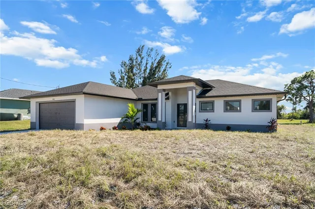 $389,900 | 2606 Northwest 10th Terrace, Cape Coral, FL 33993