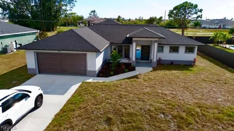 $389,900 | 2606 Northwest 10th Terrace, Cape Coral, FL 33993