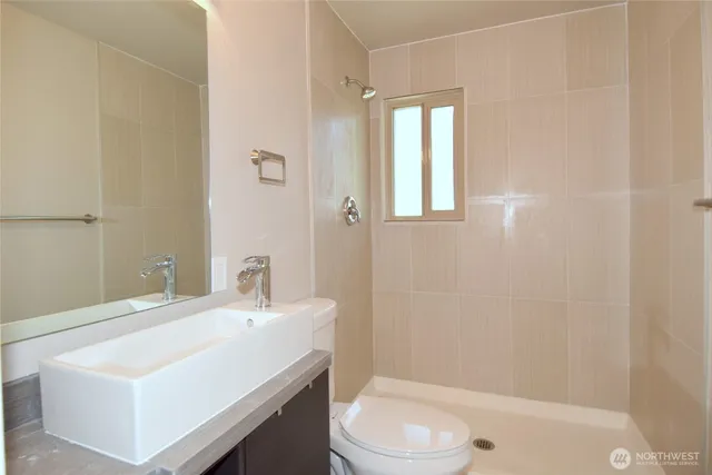 $2,780 | 2805 Northeast 133rd Street, Seattle, WA 98125