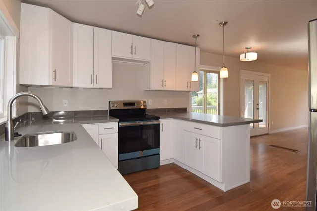 $2,780 | 2805 Northeast 133rd Street, Seattle, WA 98125