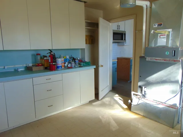 $325,000 | 2933 2nd Street, Harper, OR 97906