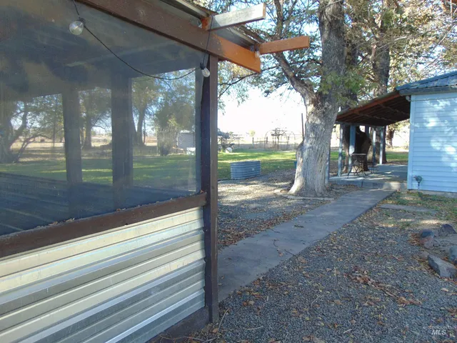 $325,000 | 2933 2nd Street, Harper, OR 97906