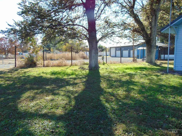 $309,900 | 2933 2nd Street, Harper, OR 97906