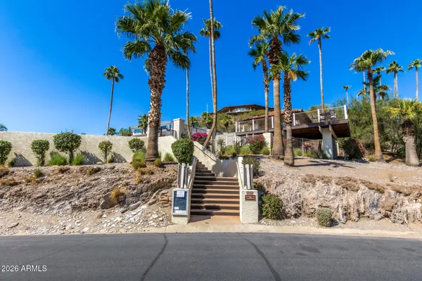 $739,000 | 1930 East Linger Lane, Phoenix, AZ 85020