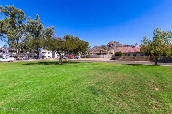 $739,000 | 1930 East Linger Lane, Phoenix, AZ 85020