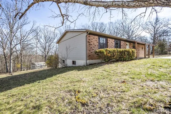$189,900 | 13416 Colorado Road, Dixon, MO 65459