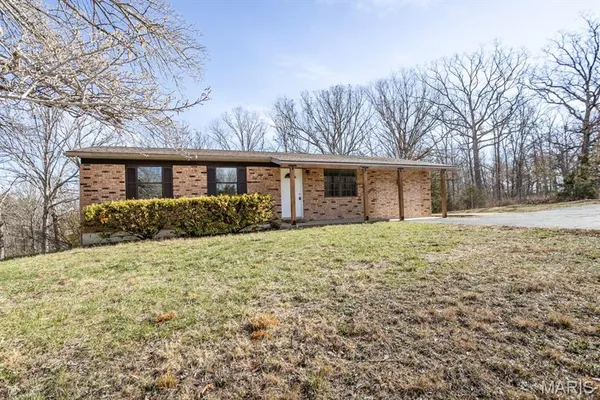 $189,900 | 13416 Colorado Road, Dixon, MO 65459