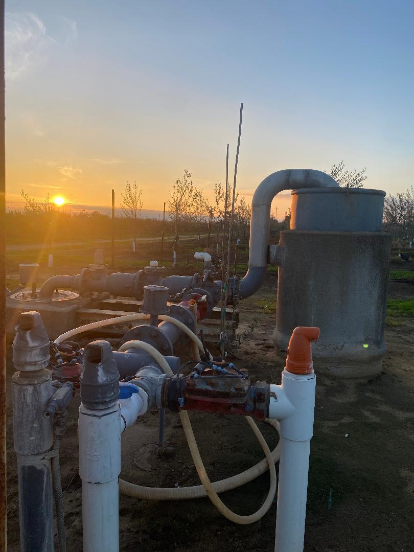 23181 Devries Road Lodi, CA 95242 - Photo 7 of 11 a picture of water heater room