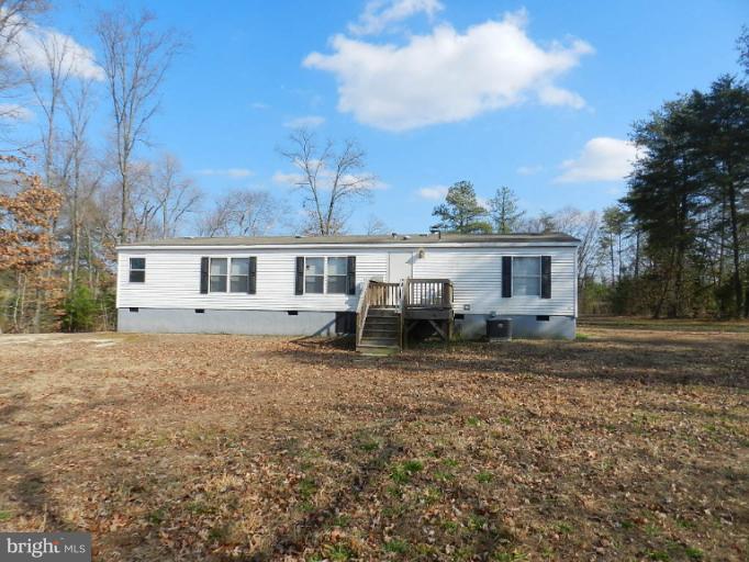 14372 Dry Bridge Road Ruther Glen, VA 22546 - Photo 18 of 19 Exterior (Rear)