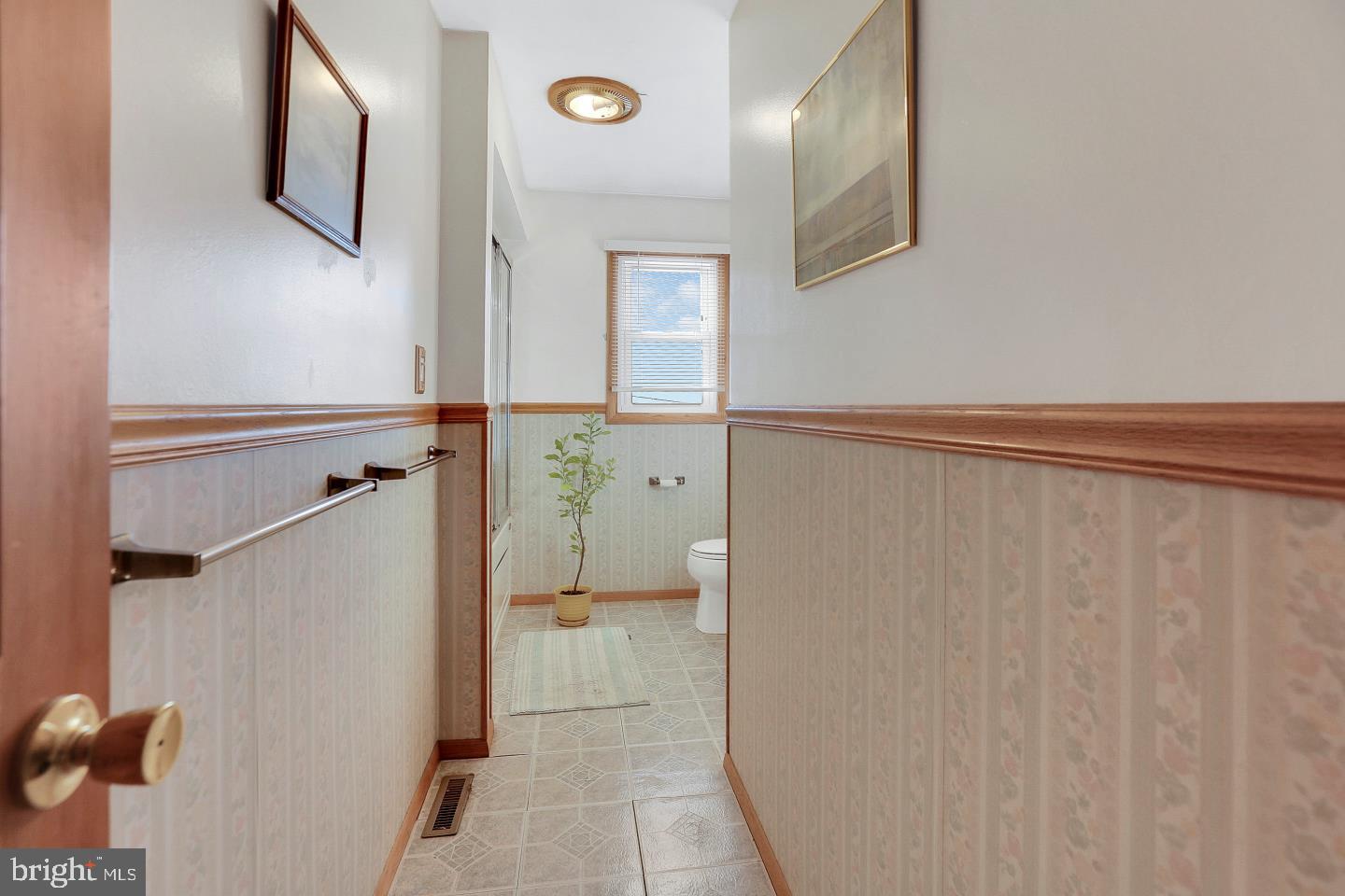 7551 Davids Road Harrisburg, PA 17111 - Photo 10 of 29