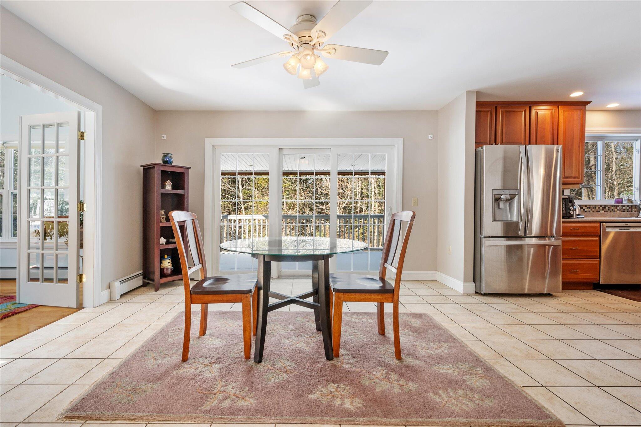 19 Crestview Drive Orono, ME 04473 - Photo 22 of 70 22-Informal Dining