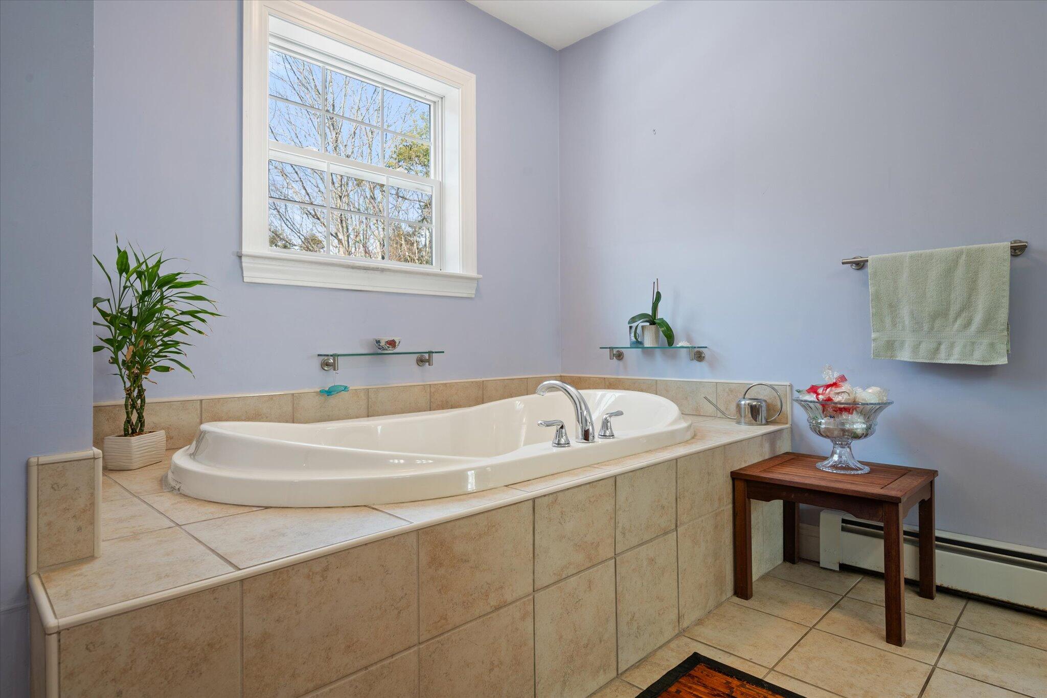 19 Crestview Drive Orono, ME 04473 - Photo 42 of 70 53-Primary Bathroom