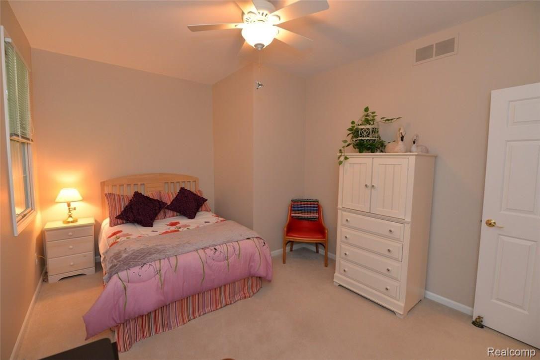 330 Ridgemont Road Oxford, MI 48370 - Photo 30 of 48 3rd Bedroom