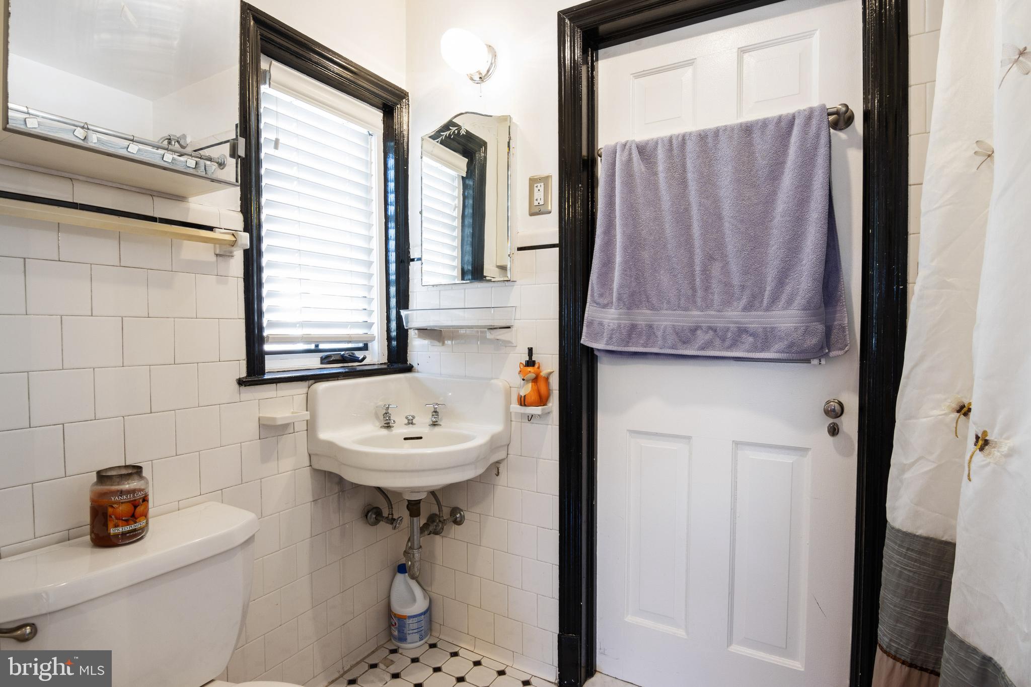 4128 Westview Road Baltimore, MD 21218 - Photo 25 of 37 Second Full Bath on Upper Level