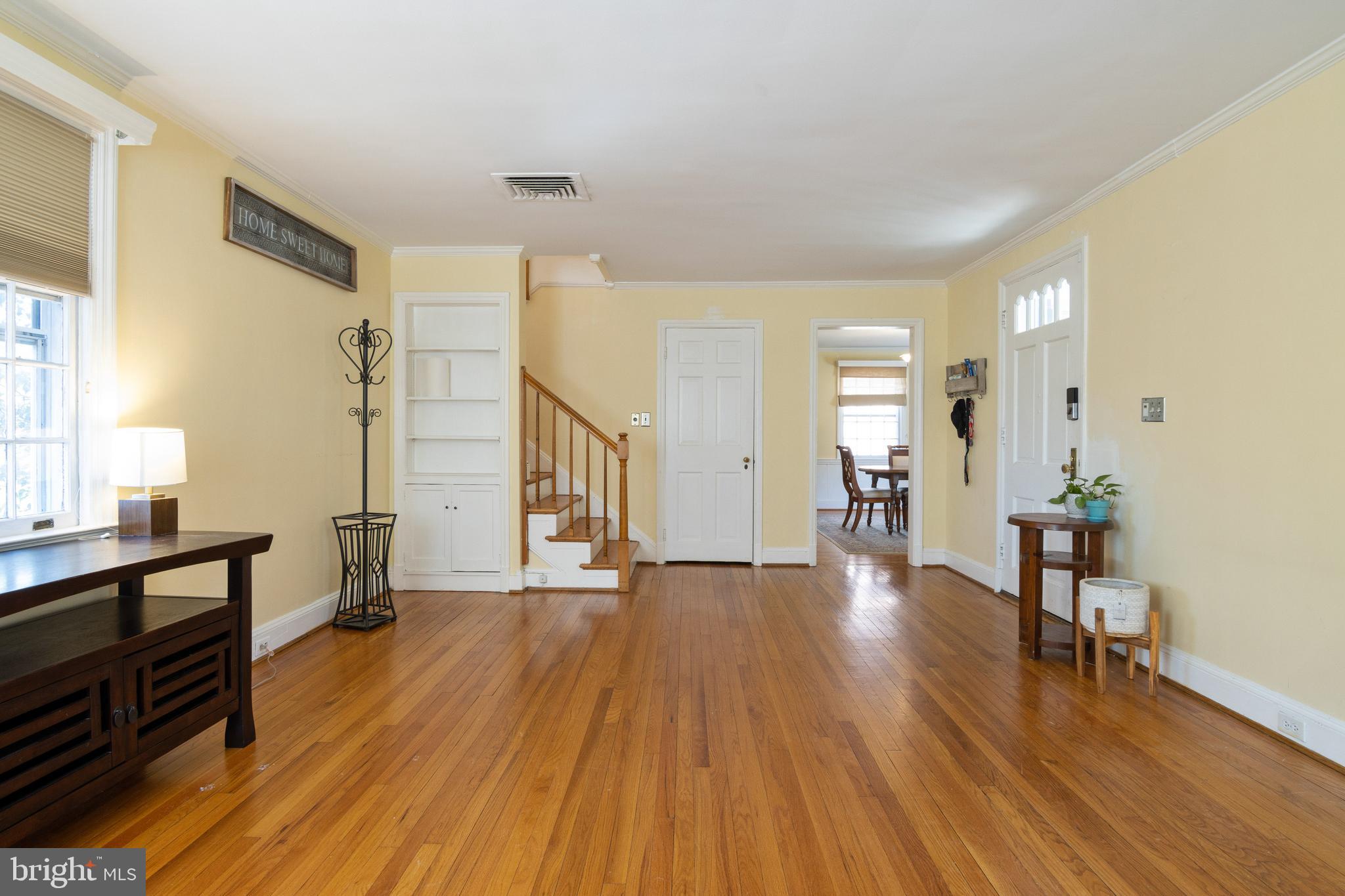 4128 Westview Road Baltimore, MD 21218 - Photo 7 of 37 Living Room