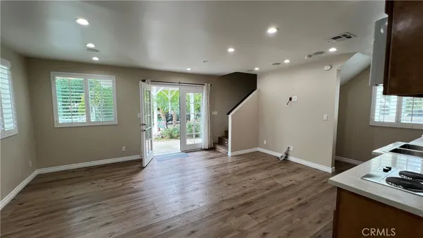 $2,150 | 19937 Septo Street, Chatsworth, CA 91311