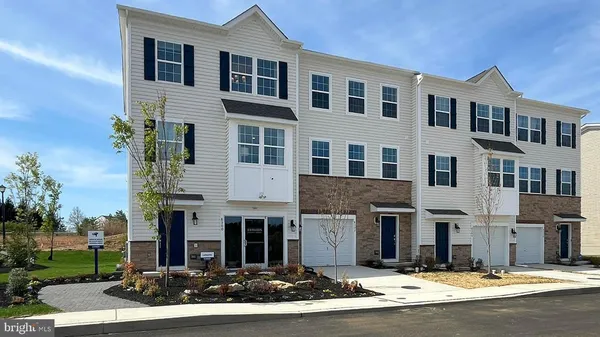 $442,120 | 207 Independence Court, Sellersville, PA 18960