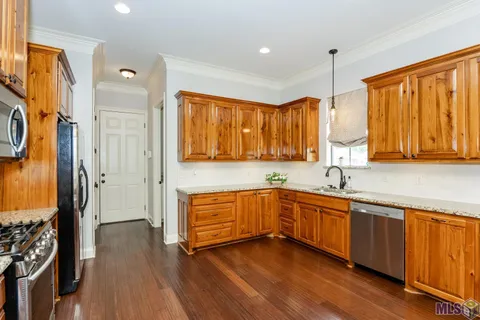 $365,500 | 6785 Lone Oak Drive, Erwinville, LA 70729