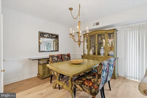 $424,000 | 601 Montgomery Avenue, Unit 204, Bryn Mawr, PA 19010