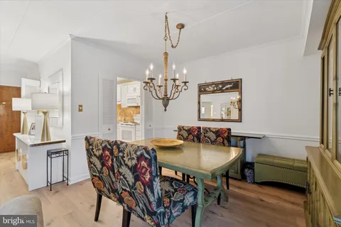 $424,000 | 601 Montgomery Avenue, Unit 204, Bryn Mawr, PA 19010