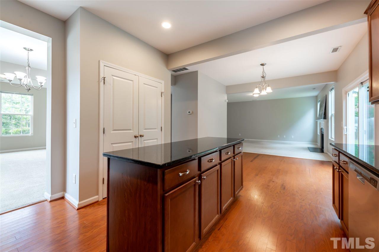 419 Glenview Lane Durham, NC 27703 - Photo 17 of 29